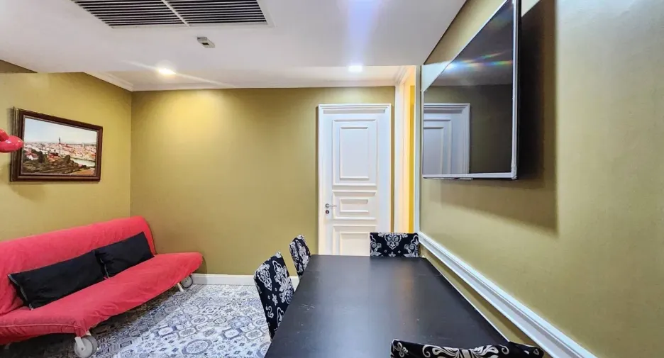 For sale 4 bedrooms condo 