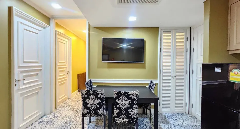 For sale 4 bedrooms condo 