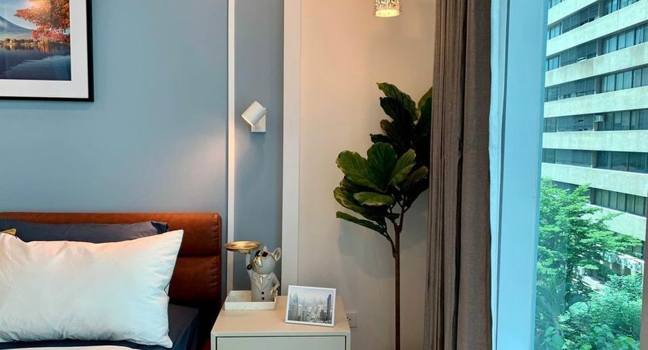 À vendre et à louer 2 chambres condo à Watthana, Bangkok
