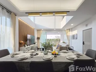 Casa en venta de 4 habitaciones en Si Maha Phot, Prachin Buri