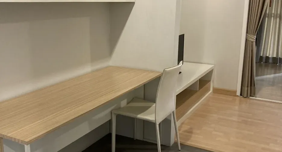 Apartamento en alquiler de 1 habitaciones en Phra Khanong, Bangkok