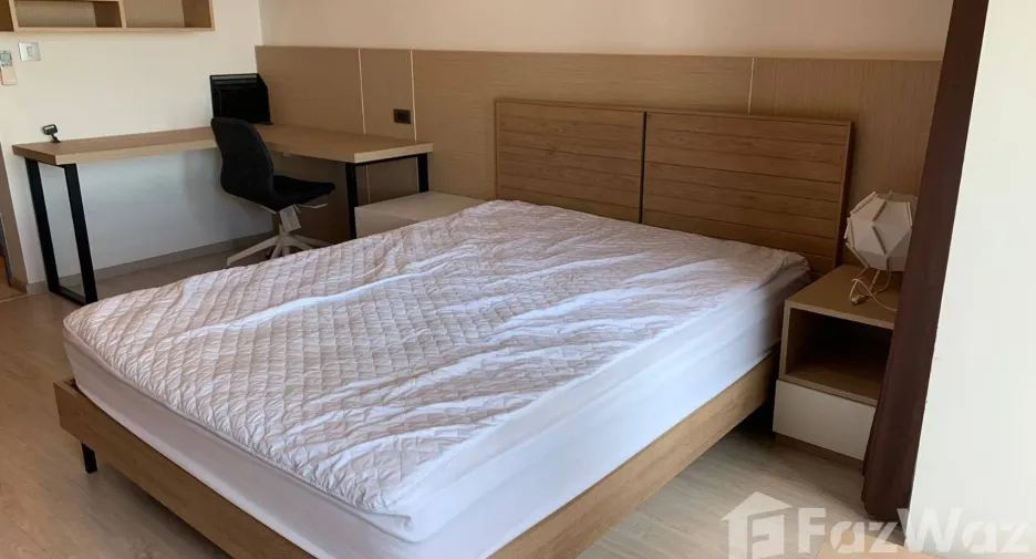 À louer et à vendre studio condo 
