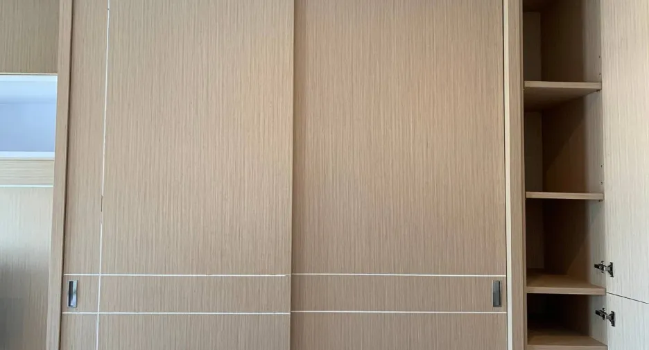 À louer et à vendre studio condo 
