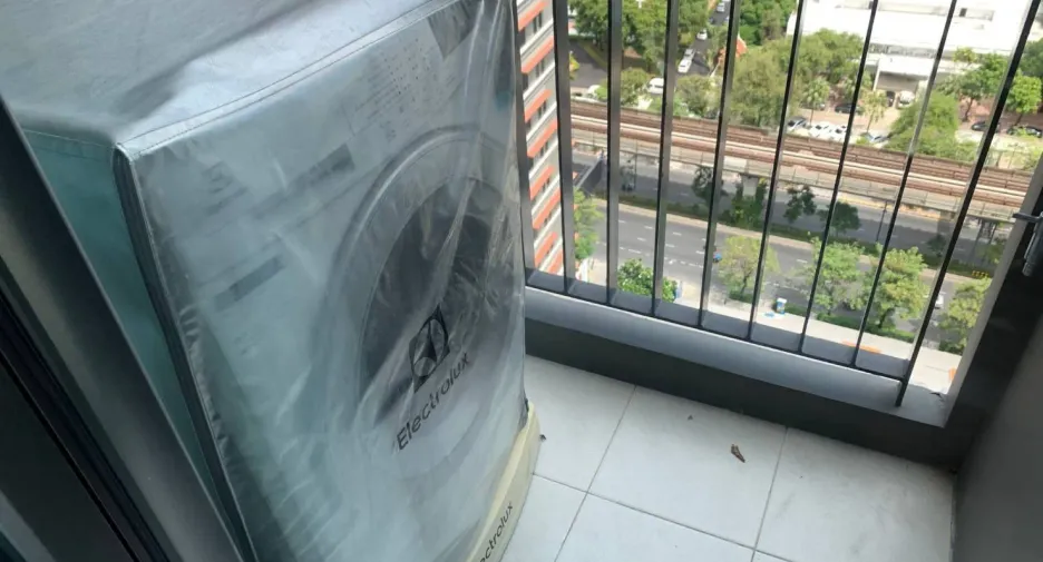 À louer et à vendre studio condo 