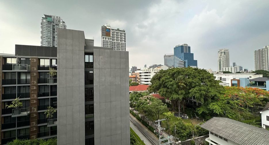 For rent 1 bed condo 