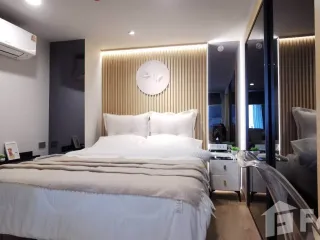 For rent 1 bed condo in Bang Rak, Bangkok