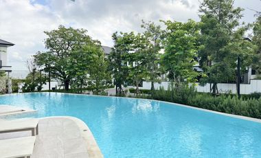 For rent 4 bedrooms villa in Bang Lamung, Chonburi