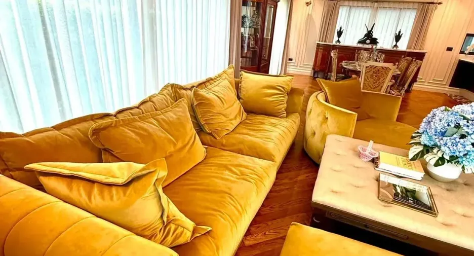 For rent 4 bedrooms house in Bang Kapi, Bangkok