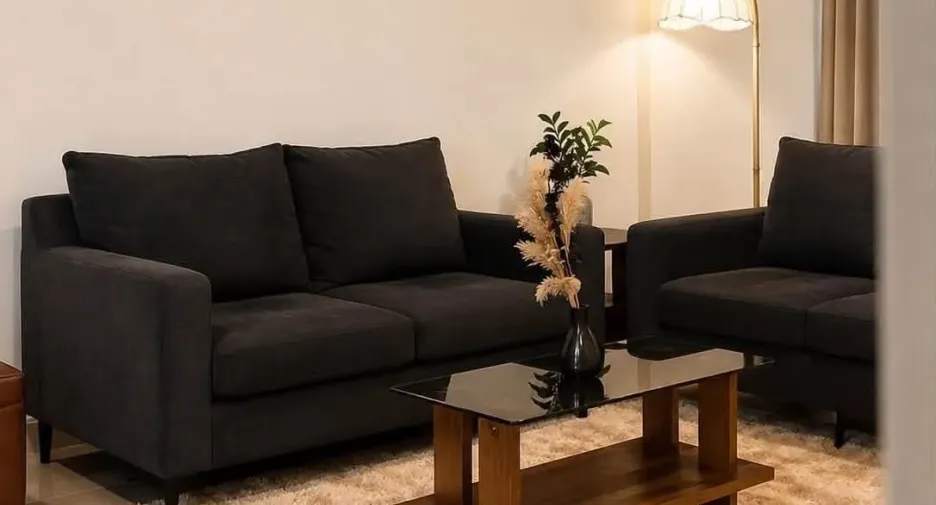 For rent 4 bedrooms house 