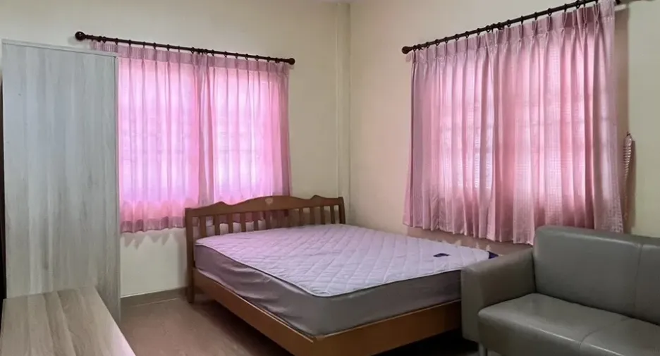 À louer 2 chambres villa à Hang Dong, Chiang Mai