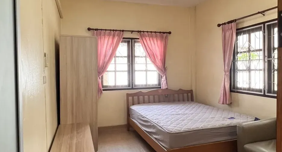 À louer 2 chambres villa à Hang Dong, Chiang Mai