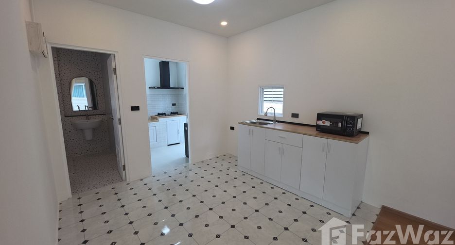 À vendre et à louer 3 chambres maison à Mueang Phuket, Phuket