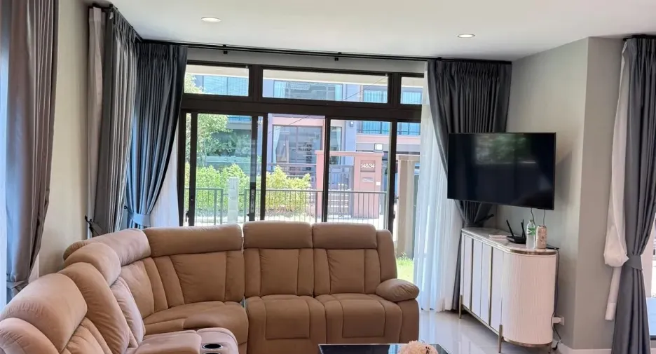 For rent 3 bedrooms house in Kathu, Phuket