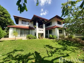 For sale 4 bedrooms house in Cha Am, Phetchaburi