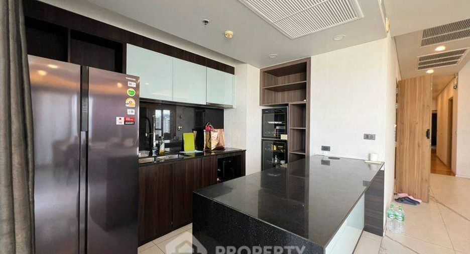 For rent 3 bedrooms condo in Watthana, Bangkok
