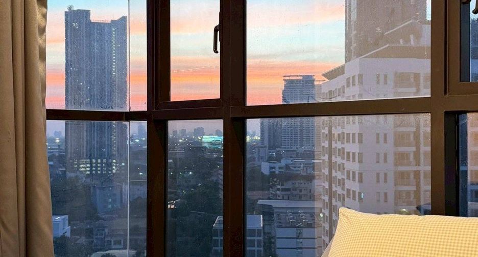 Wohnung zum Kauf mit 1 Zimmer in Khlong Toei, Bangkok