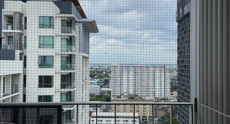 For sale 1 bed condo 