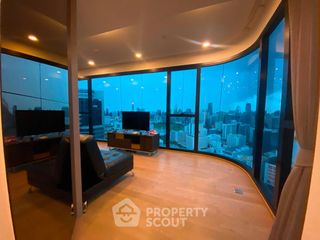 Condo en venta de 2 habitaciones en Bang Rak, Bangkok