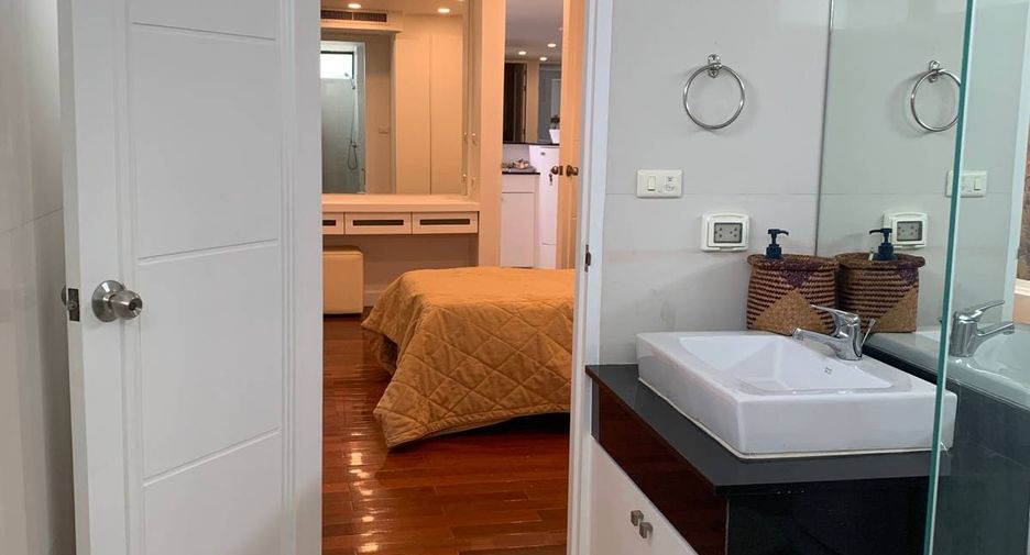 À vendre 3 chambres condo à Khlong Toei, Bangkok