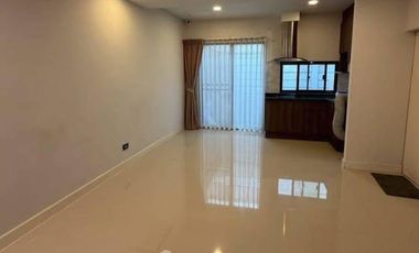 For sale 4 ベッドルーム townhouse 