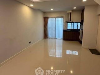 For sale 4 bedrooms townhouse in Prawet, Bangkok