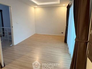 For sale 4 bedrooms townhouse in Prawet, Bangkok