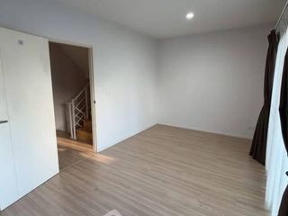 For sale 4 bedrooms townhouse in Prawet, Bangkok
