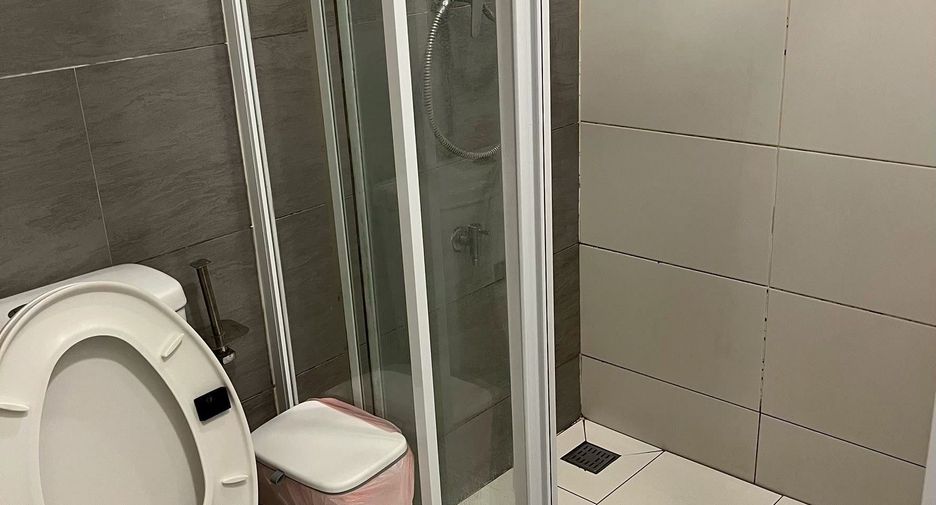 For sale 1 bed condo in Lat Phrao, Bangkok