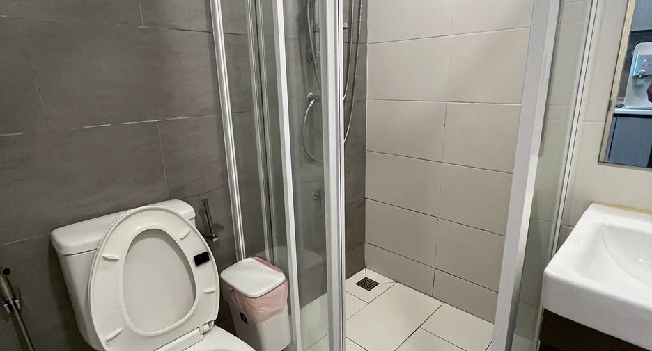 For sale 1 bed condo in Lat Phrao, Bangkok