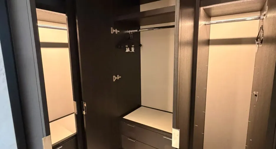 À louer 2 chambres condo 