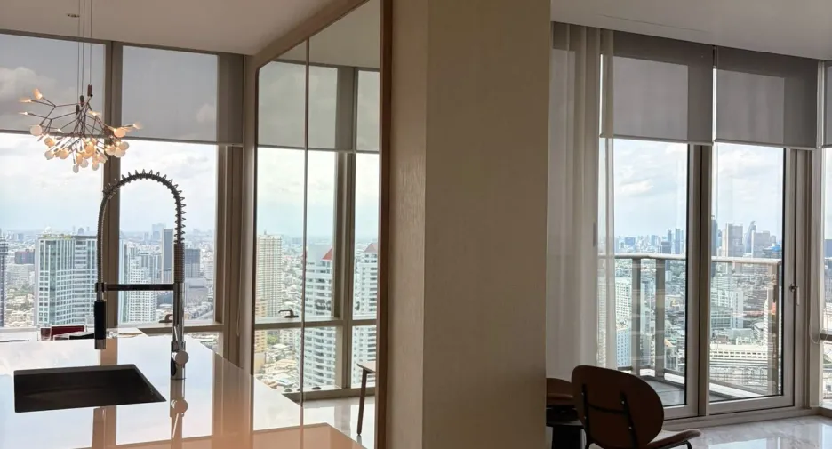 À louer 2 chambres condo 