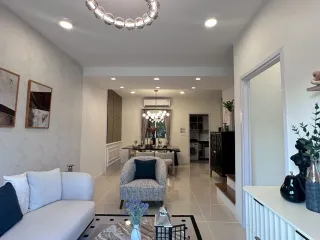For sale 4 bedrooms townhouse in Bang Lamung, Chonburi