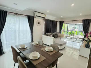 Casa en alquiler de 3 habitaciones en Mueang Phuket, Phuket