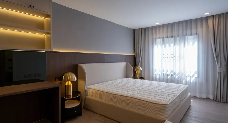For rent 2 bedrooms condo in Khlong Toei, Bangkok