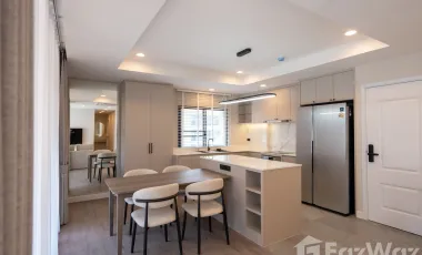 For rent 2 bedrooms condo in Khlong Toei, Bangkok