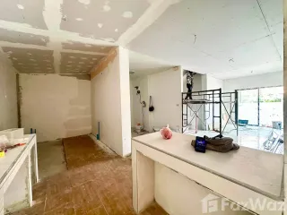 For sale 3 bedrooms townhouse in Thalang, Phuket
