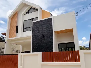 出售 3 卧室 独立屋 在 Mae Rim, Chiang Mai