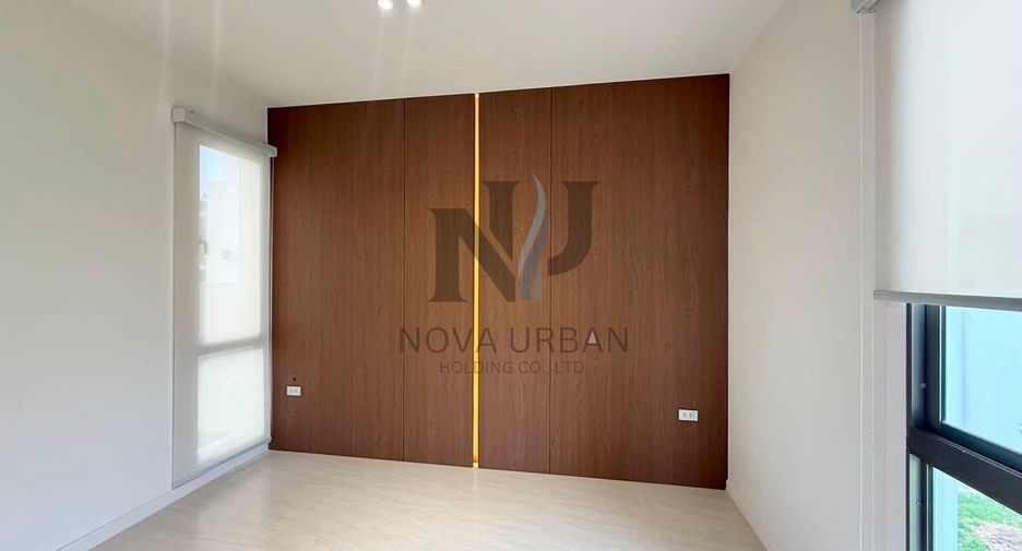 Casa en alquiler de 3 habitaciones en Bang Lamung, Chonburi