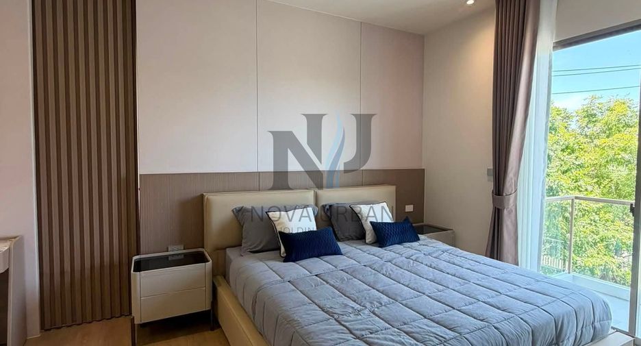 Casa en alquiler de 3 habitaciones en Bang Lamung, Chonburi