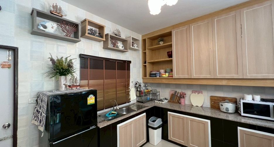 For rent 2 bedrooms villa in Mueang Krabi, Krabi