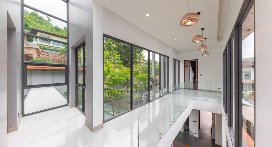 For sale 4 bedrooms villa in Kathu, Phuket