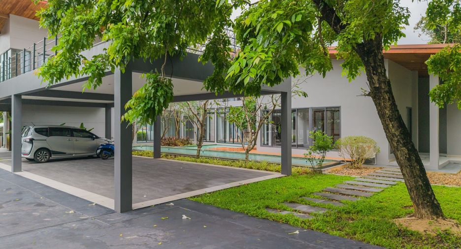 For sale 4 bedrooms villa in Kathu, Phuket