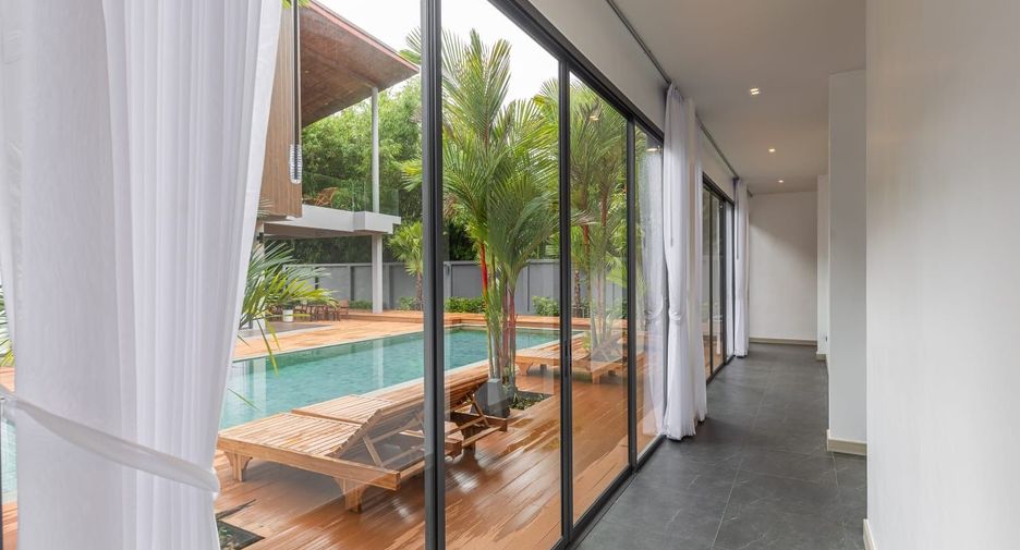 For sale 4 bedrooms villa in Kathu, Phuket