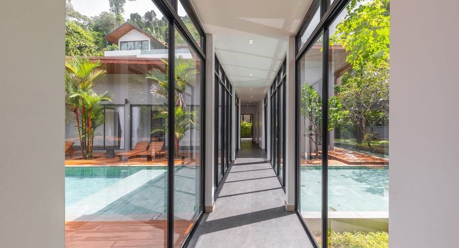 For sale 4 bedrooms villa in Kathu, Phuket