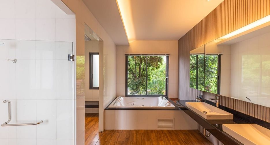 For sale 4 bedrooms villa in Kathu, Phuket