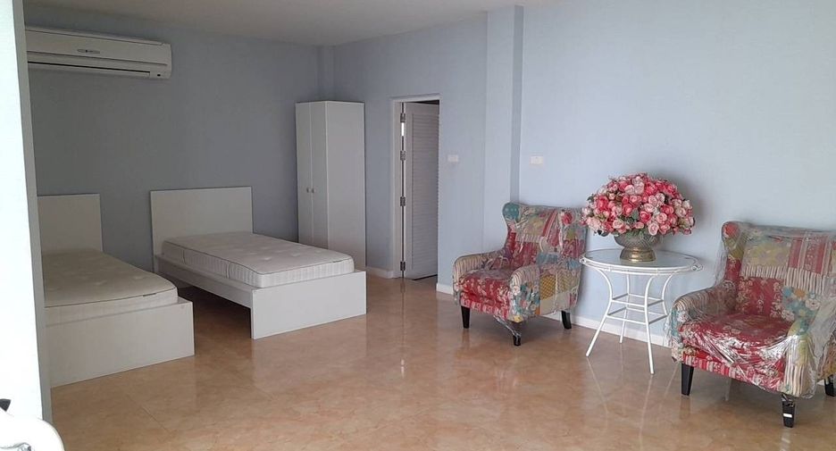 Haus zum Kauf mit 6 Zimmer in Bang Phli, Samut Prakan