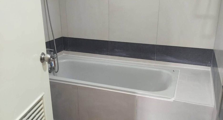 For rent 2 ベッドルーム condo in Watthana, Bangkok