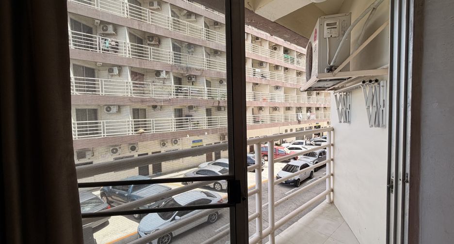 For sale スタジオ condo in Jomtien, Pattaya