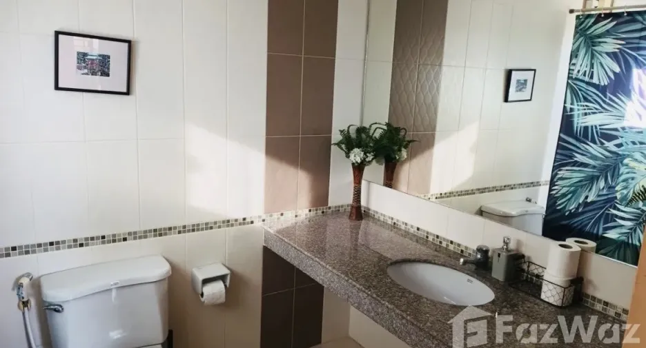 For sale 2 ベッドルーム condo in Mueang Chiang Mai, Chiang Mai