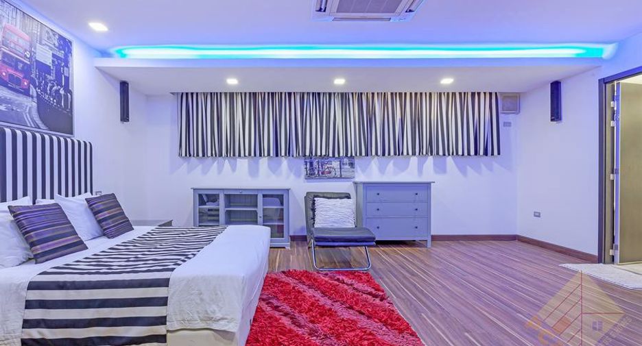 For rent and for sale 4 bedrooms house in Bang Lamung, Chonburi